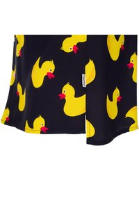 Schwarzes Stoffoberteil mit einem sich wiederholenden Muster aus gelben Gummi-Enten mit roten Schnäbeln. Seitenschlitzdetail und kleines Markenlabel sichtbar.