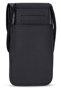 Borsa in pelle nera con finitura texture, dotata di più scomparti per carte, una tracolla intrecciata e una forma rettangolare elegante.