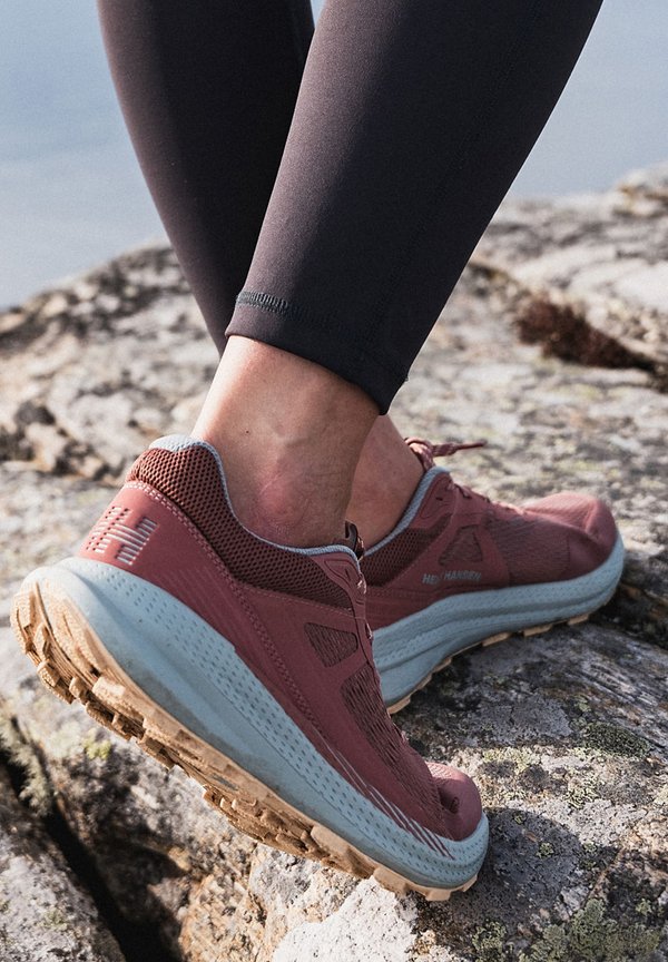 SKYHAWK  - Sneaker low