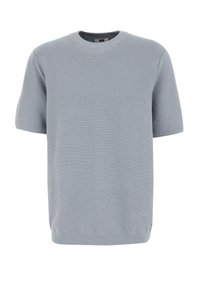 Unselected, light blue