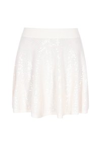 Gonna bianca con una vita a coste, coperta di paillettes che brillano in vari colori, con un'apertura a campana all'orlo per una forma giocosa.