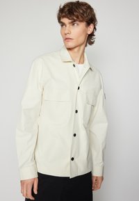 Calvin Klein OVERSHIRT - Jachetă de vară - icicle
