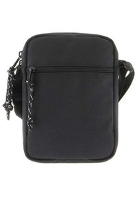 Bolso bandolera rectangular negro, fabricado con un material duradero. Cuenta con un bolsillo delantero con cremallera y una correa ajustable con sutiles acentos de metal.