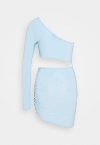 Yhden olkapään vaaleansininen mekko, joka on valmistettu sileästä kankaasta. Mekossa on istuva yläosa ja rypytetty yksityiskohta minihelmassa.