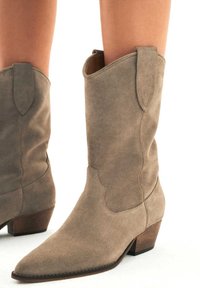 Kazar Botines camperos - taupe