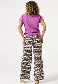 Garcia Camiseta básica - meadow mauve