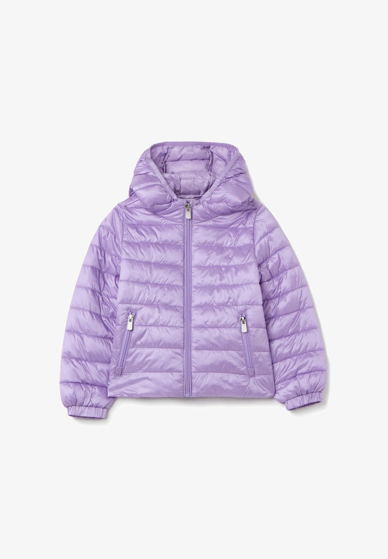 Veste rembourrée lilas clair avec capuche, dotée de coutures horizontales, de deux poches zippées et de poignets élastiques. Tissu doux et brillant.