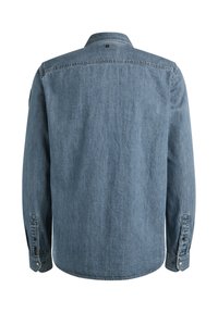 Tylny widok niebieskiej koszuli z długim rękawem z denimu, z zapięciami na guziki przy mankietach oraz małym logo umieszczonym poniżej kołnierza.