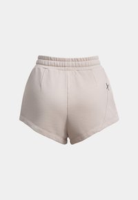 Beige katoenen shorts met een elastische tailleband, zijzakken en een subtiele logodetail. Het ontwerp heeft een casual, relaxte pasvorm.
