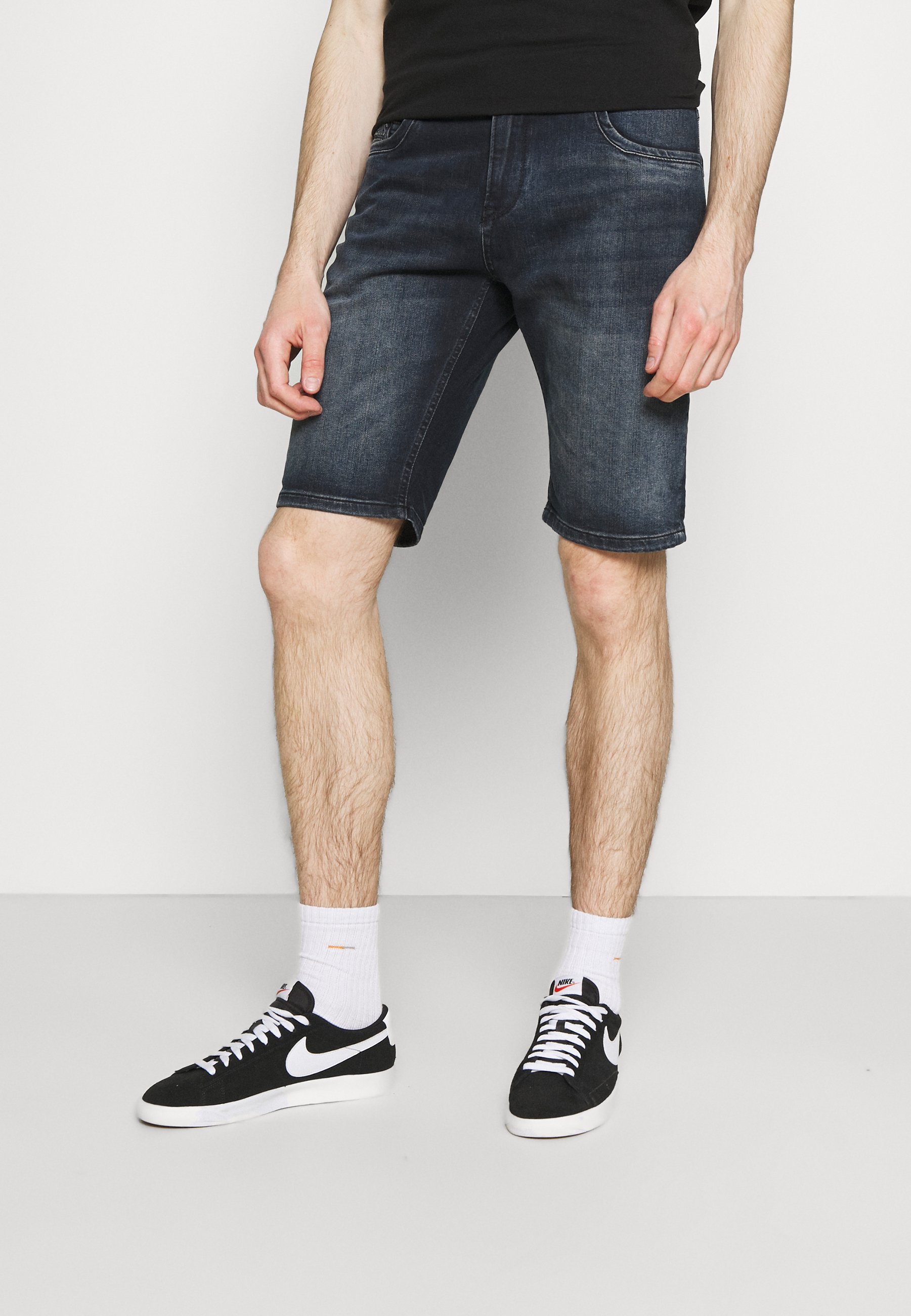 Cars Jeans BRASS - Džinsiniai šortai - blue black/juoda - Zalando.lt