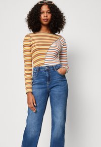 NOISY MAY Nmyolanda Nw Wide Jeans Az236lb Noos Ladies Jeans