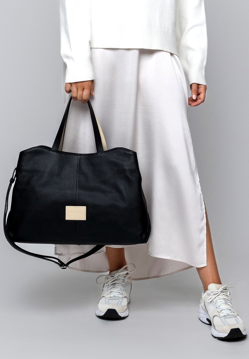 Picard MANU - Handbag - schwarz