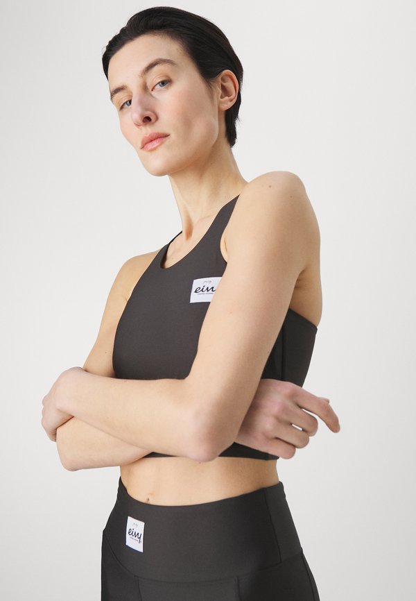 COVER UP - Light support sports bra4