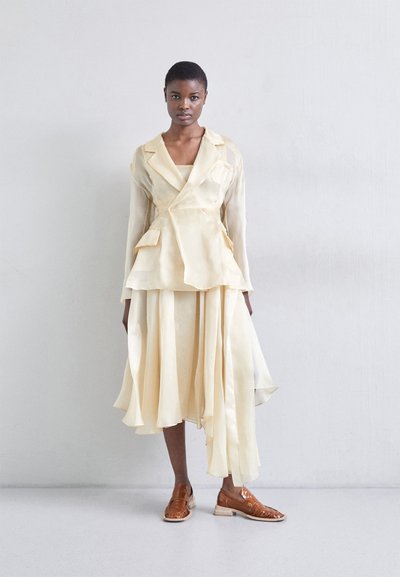 A.W.A.K.E. MODE FITTED JACKET WITH BACK CUT OUT - Σακάκι - beige