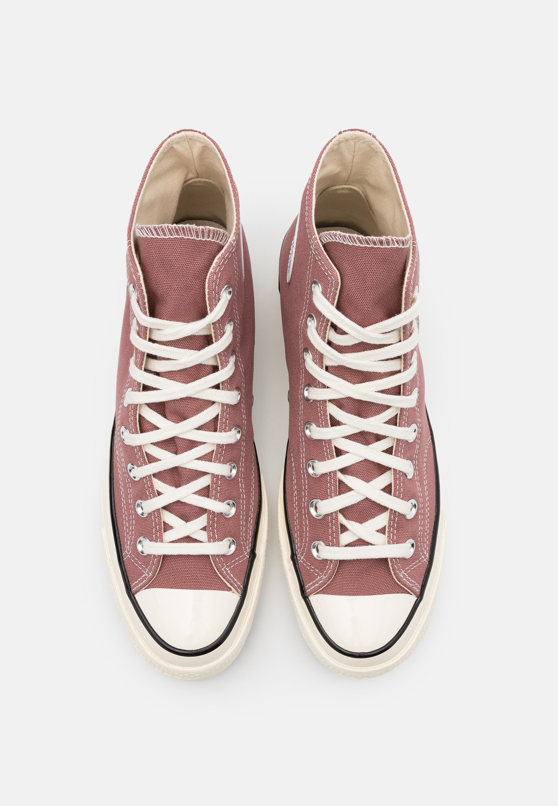 saddle egret converse