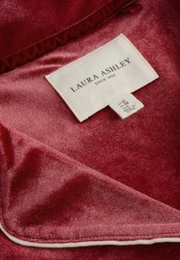Laura Ashley REGULAR FIT - BUTTON THROUGH SET - Nachtwäsche Set - red