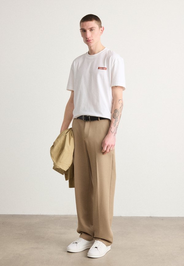 OVERLAY PRINT  - Print T-shirt4