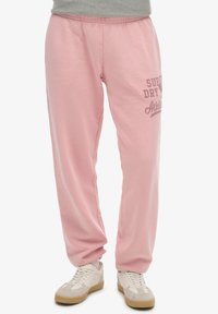 Superdry & Co VINTAGE WASHED GRAPHIC JOGGER - Trainingsbroek - soft pink