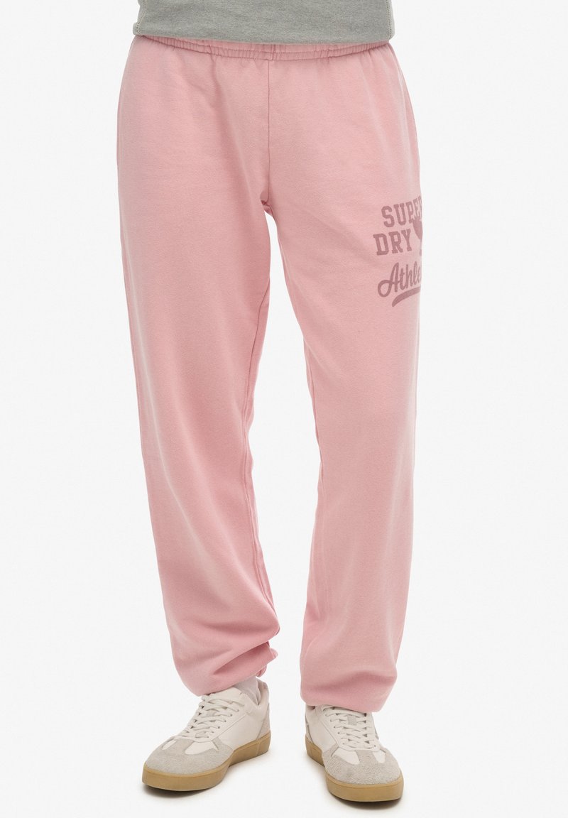Superdry & Co VINTAGE WASHED GRAPHIC JOGGER - Trainingsbroek - soft pink