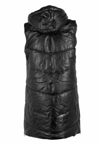 Czarna skórzana kamizelka z kapturem, z pikowanym wzorem, pionowymi szwami i gładką teksturą. Brak widocznych zapięć.