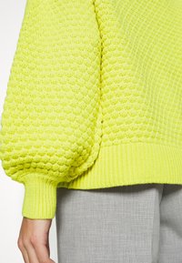 Selected Femme Strickpullover - yellow