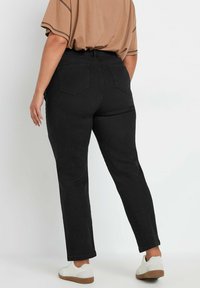 Yours Clothing MOM - Jeans slim fit - black