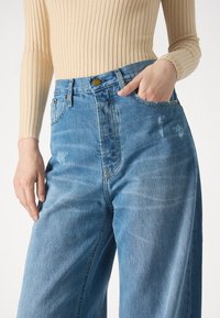 LOIS Jeans SKATER LOOSE - Brīva piegriezuma džinsi - stone