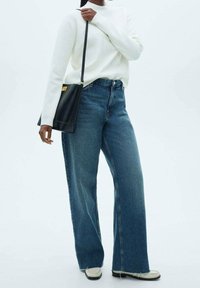 Mango Sweter