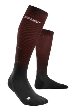 CEP INFRARED RECOVERY SOCKS MEN - MADE IN GERMANY - Chaussettes hautes - black red