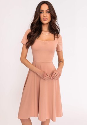 SELFIEROOM PALES - Sukienka letnia