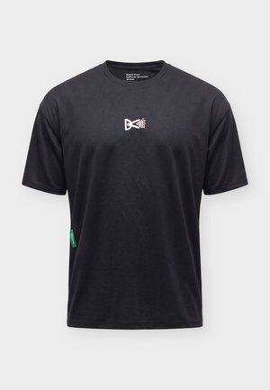 District Vision, SHORT SLEEVE BOXY TRAINING TEE - Μπλουζάκι με στάμπα - black