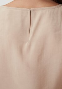 comma casual identity Blouse - sandfarben