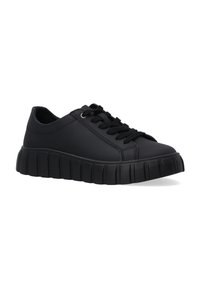 Schwarzes Schnürsneaker mit einem glatten Lederoberteil und einer dicken, geriffelten Gummisohle. Besitzt flache Schnürsenkel und minimale Nähte.