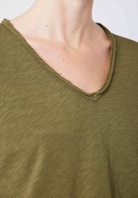 American Vintage Jednoduché tričko - buisson vintage