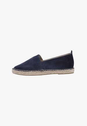 Espadrille en daim bleu marine avec un bout arrondi, semelle en corde de jute et texture lisse. Design simple et minimaliste sans accents supplémentaires.