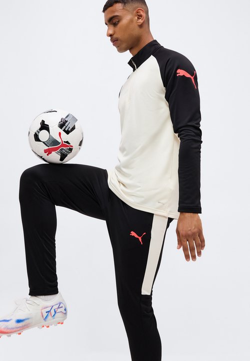 PUMA INDIVIDUALLIGA TRAINING PANTS - Tracksuit bottoms - black-ultra red-sugared almond — photo 4