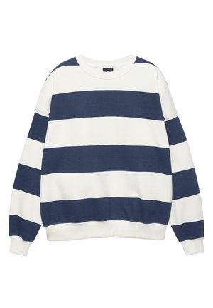 Dugotrajna majica s bijelim i tamnoplavim prugama, okruglim izrezom i rebrastim manžetnama i donjim rubom, položena ravno na bijeloj pozadini.