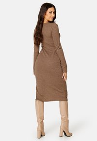 Bubbleroom DEEP V-NECK DRESS - Tubino - brown