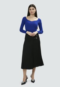 INFLUENCER Maglione - royal