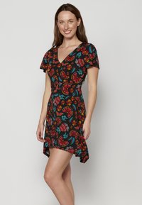 Koroshi SHORT SLEEVE - Vestido informal - multicoloured