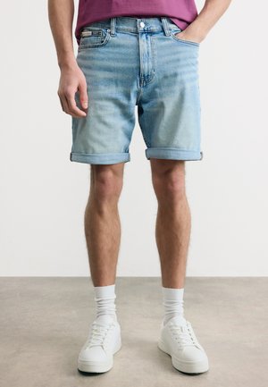 SLIM  - Farmer rövidnadrágok - abner