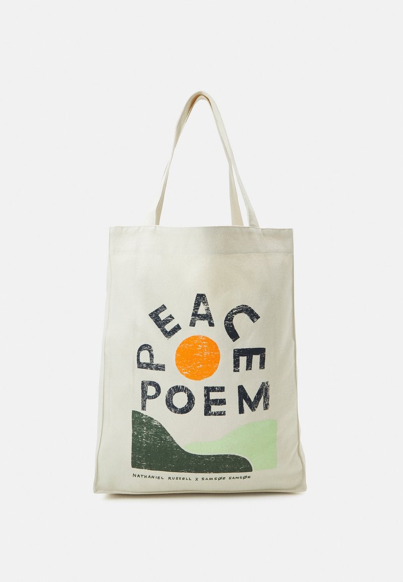 Sac fourre-tout en toile avec le texte « PEACE POEM », un cercle orange et des formes vertes abstraites sur un fond clair.