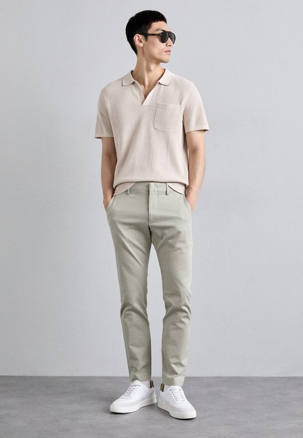 THEO - Chinos - fog4