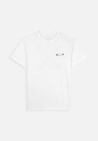 T-shirt en coton blanc à manches courtes, ornée d'un petit graphique coloré avec le mot "Oxbow" et des accents floraux sur la poitrine gauche.