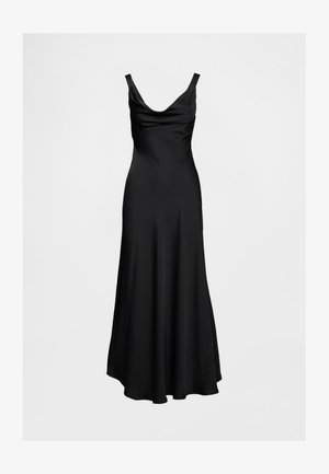 Svart aftenkjole med dyp V-utringning, ermeløs design og sjalskrage-detalj. A-linjeformet silhuett med glatt, flytende stoff.