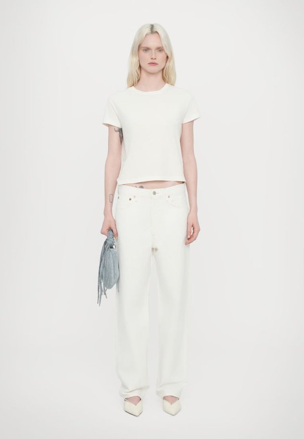 HENSON  - Relaxed fit jeans - milkshake3