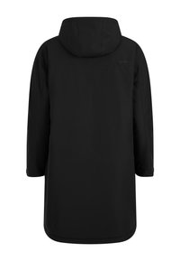 Sort vandtæt parka med en afslappet pasform, hætte og lange ærmer. Glat tekstur, ingen synlige mønstre eller hardwaredetaljer.