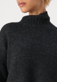 Vero Moda Petite VMMADDIE HIGHNECK  - Pullover - dark grey