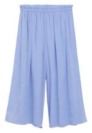 Pantalons larges bleu clair en tissu texturé avec une taille élastique. Tombe juste en dessous du genou, offrant une coupe décontractée.