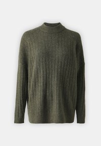 Olivenfarget ribbestrikket turtleneck-genser laget av teksturert strikket materiale med lange ermer og avslappet passform. Har en høy hals og myk finish.